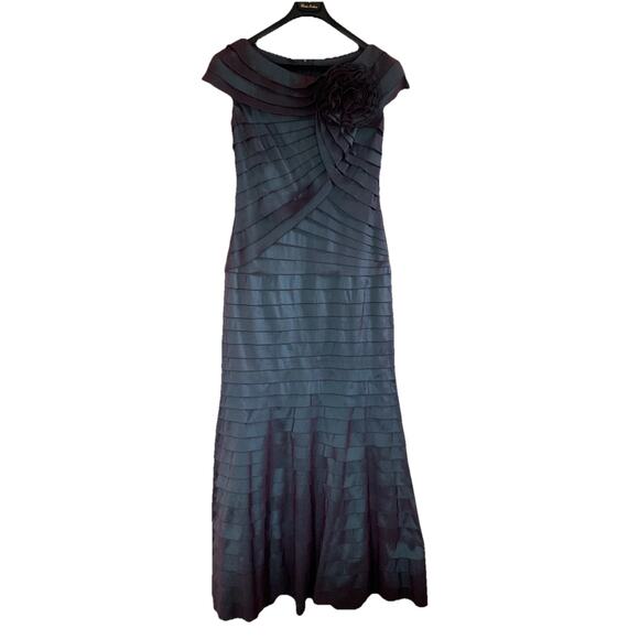 Tadashi Shoji Taffeta Rosette Shutter Pleat Gown Dress 10 Purple Blue Iridescent - Picture 1 of 10